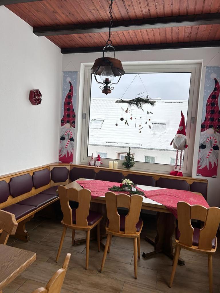 Ferienhaus Astenblick - Ideal Fuer Weihnachtsfeiern Und Familienfeiern Bietet Schlafplaetze Fuer Bis Zu 35 Personen Villa Winterberg Exteriör bild