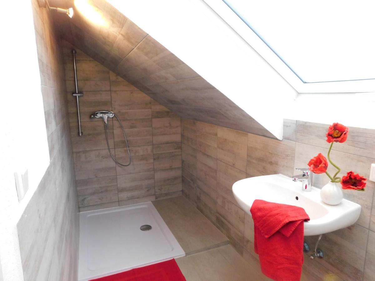 Ferienhaus Astenblick - Ideal Fuer Weihnachtsfeiern Und Familienfeiern Bietet Schlafplaetze Fuer Bis Zu 35 Personen Villa Winterberg Exteriör bild