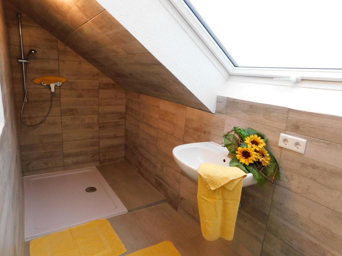 Ferienhaus Astenblick - Ideal Fuer Weihnachtsfeiern Und Familienfeiern Bietet Schlafplaetze Fuer Bis Zu 35 Personen Villa Winterberg Exteriör bild
